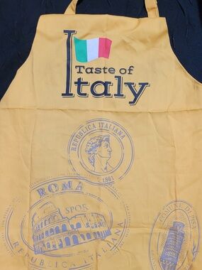 Source Unknown Yellow "Taste of Italy" Apron with Italian Flag Graphic